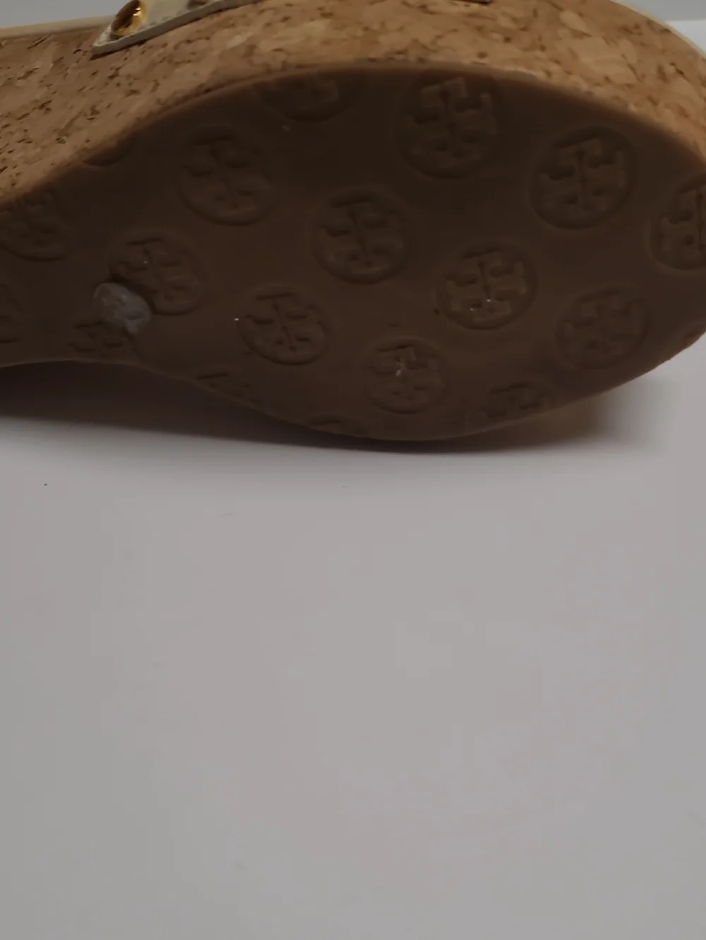 Tory Burch Pale Yellow Patent Slide Mules with Gold Hardware - Size 6.5